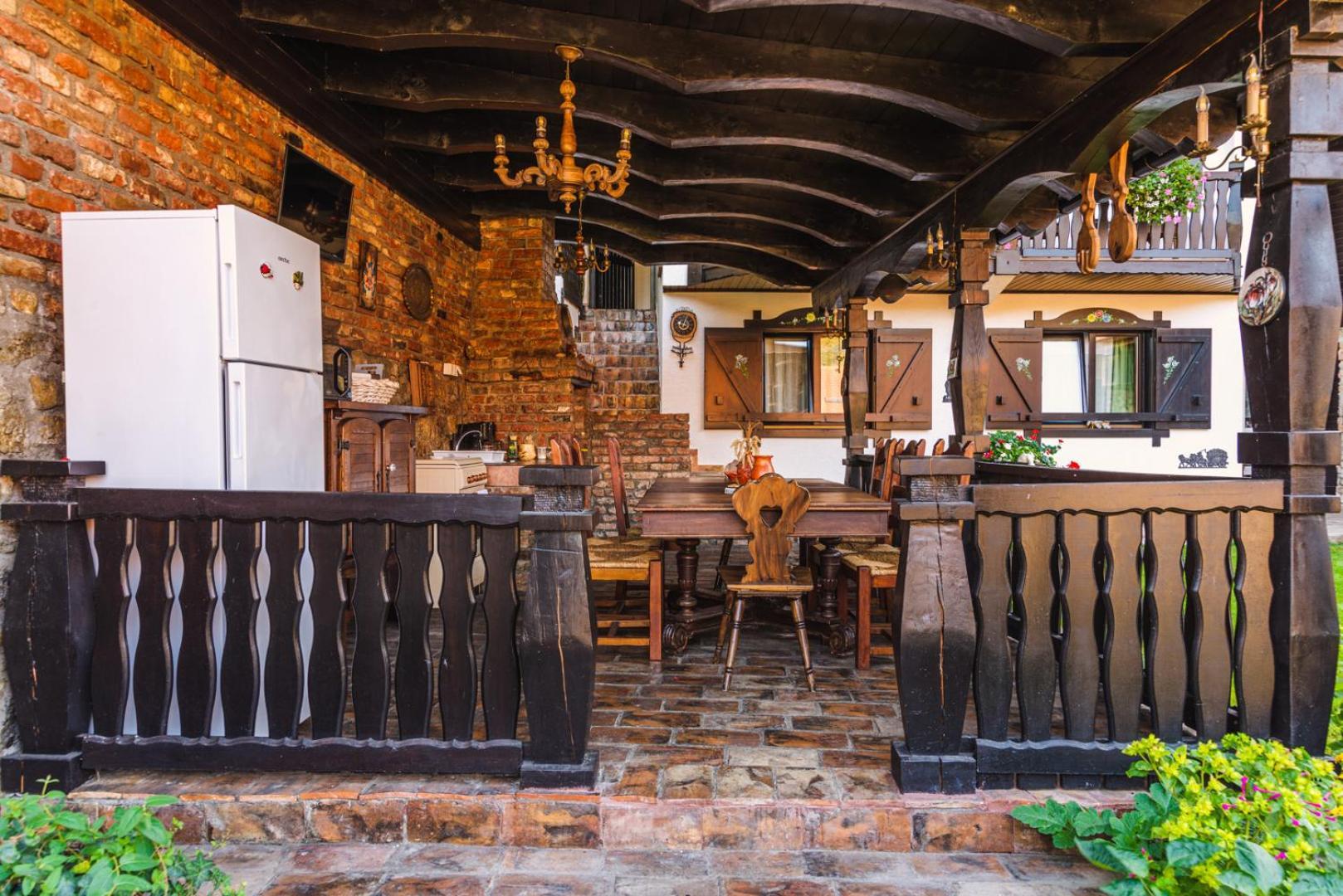 Casa Soseco Hotel Orsova Ngoại thất bức ảnh